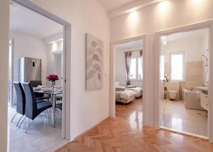 Palomar Luxury Apartmán *